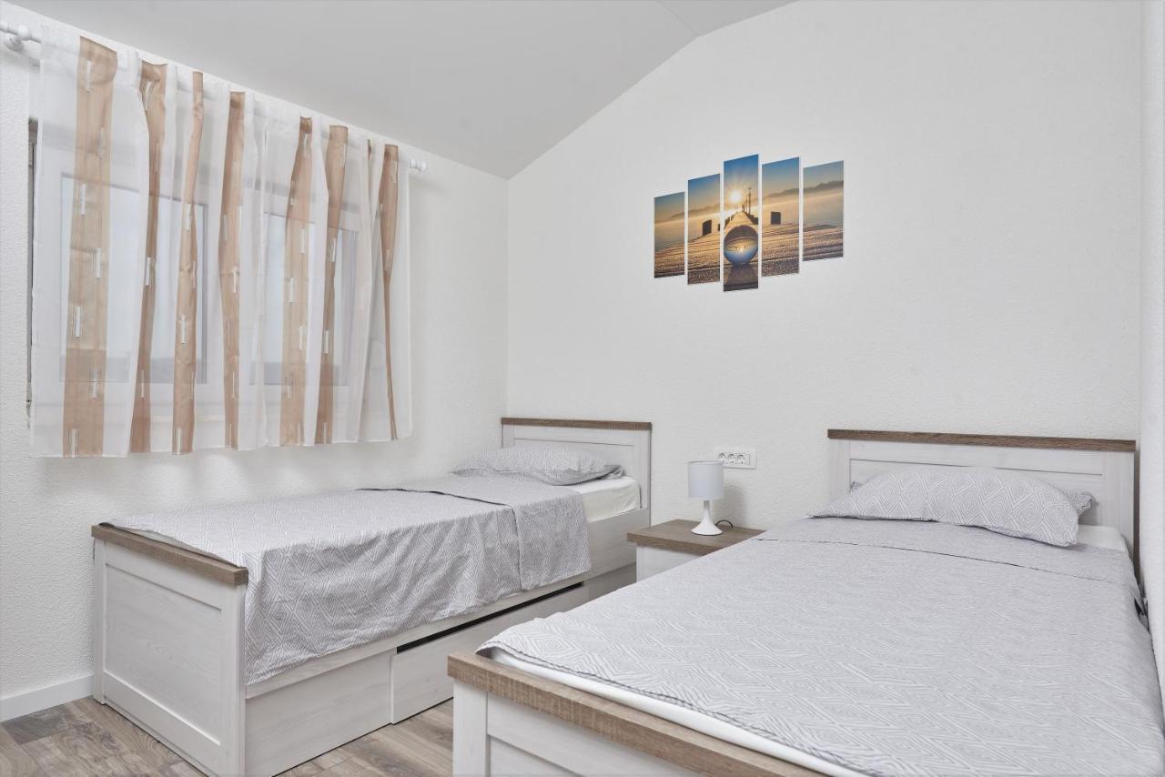 Apartments & Rooms Seaside Kaštela Extérieur photo
